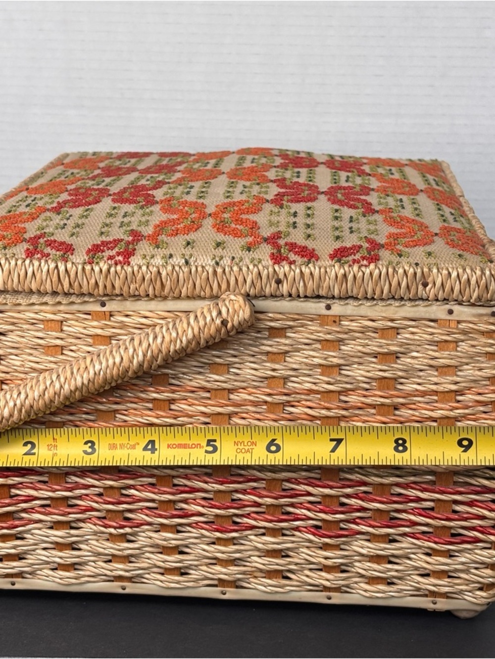 Vtg 1960’s JCPenney Wicker Woven Needlepoint Sewing Basket Box Japan w/Extra’s - Picture 13 of 15